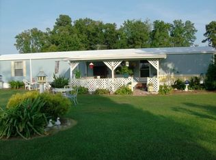 121 Stocks Dr, Nakina, NC 28455