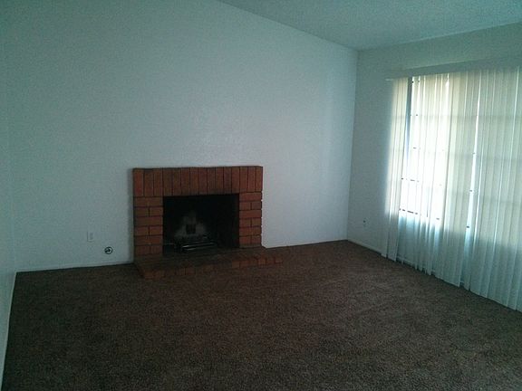 4th image of 25378 Renoir Ave