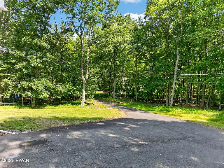 115 Blackberry Dr — Photo 44