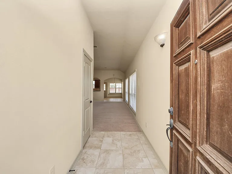 1902 Argos Dr — Photo 11