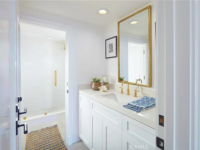 2572 Bayshore Dr — Photo 18