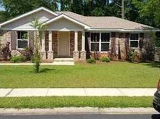 108 Jefferson St, Chickasaw, AL 36611