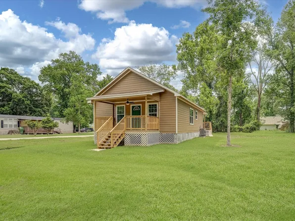517 E Linney St, Dayton, TX 77535