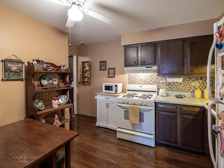 765 Terrace Ct — Photo 4