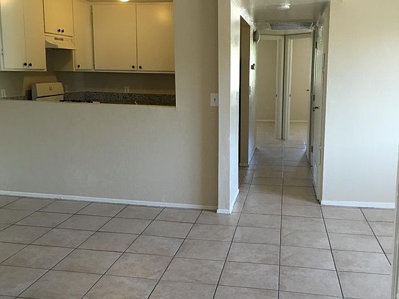 4th image of 1319 Acacia Ave APT 9