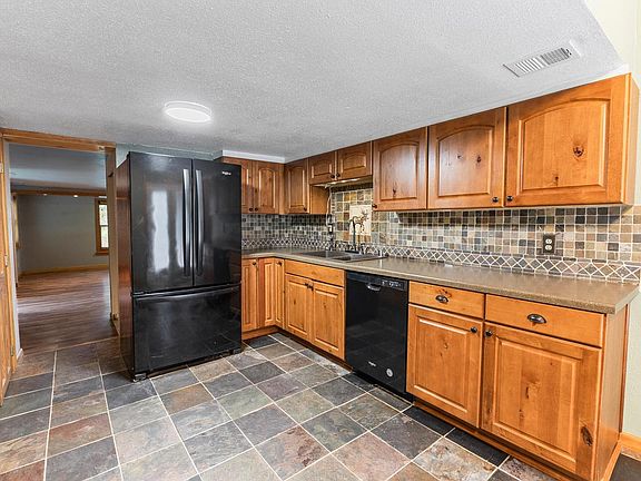 5th image of 8413 Fox River ROAD