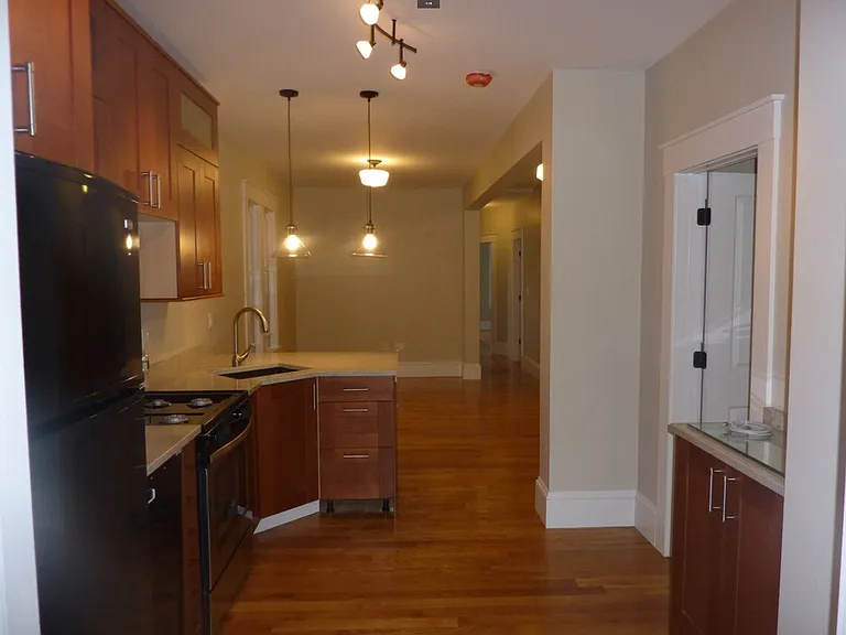 174 Princeton St #2B — Photo 5