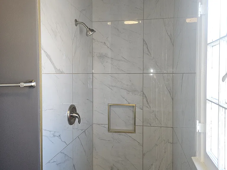 1460 S Holt Ave — Photo 24
