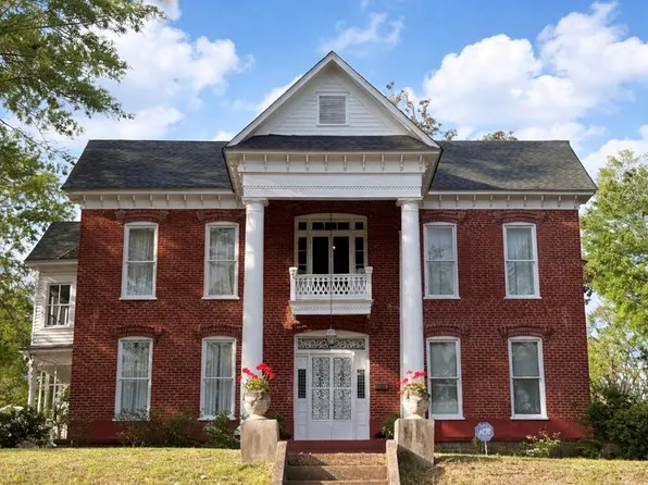 311 Wood St, Water Valley, MS 38965