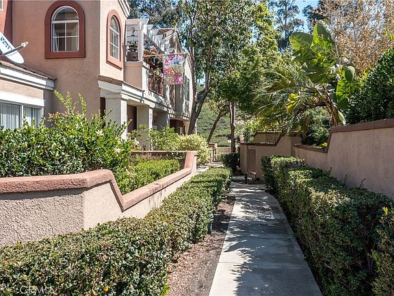 5th image of 112 Santa Barbara Ct