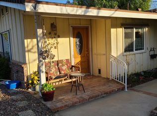 11536 Darling Rd, Saugus, CA 91390