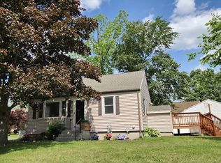 12 Hart Pl, Plainville, CT 06062