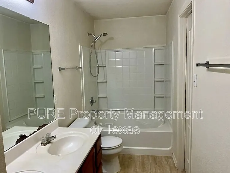 3502 Sandy Brook Dr — Photo 15