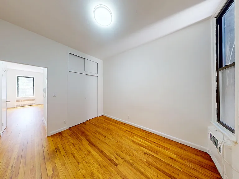313 E 85th St #4B — Photo 5