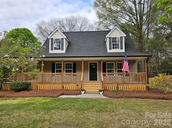 2425 Kershaw Camden Hwy, Lancaster, SC 29720