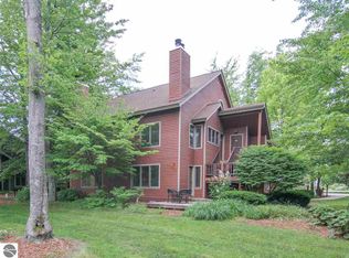 12395 Wintergreen Dr #506, Thompsonville, MI 49683