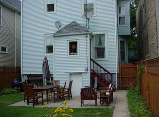 1933 W Waveland Ave, Chicago, IL 60613