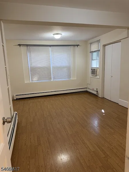 3 bed, 2.0 bath, $3,800 — Photo 4