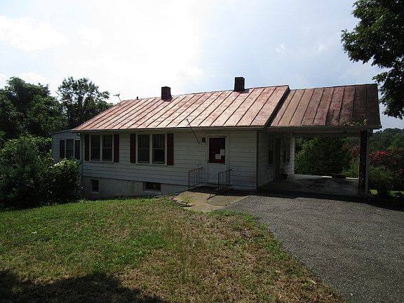 2nd image of 216 Bedford Hwy