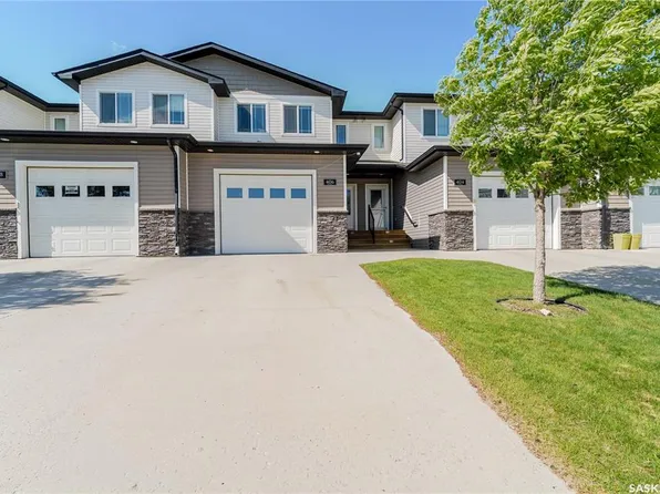 UNIT 406-940 Bradley STREET, Moose Jaw, SK S6H 3M4