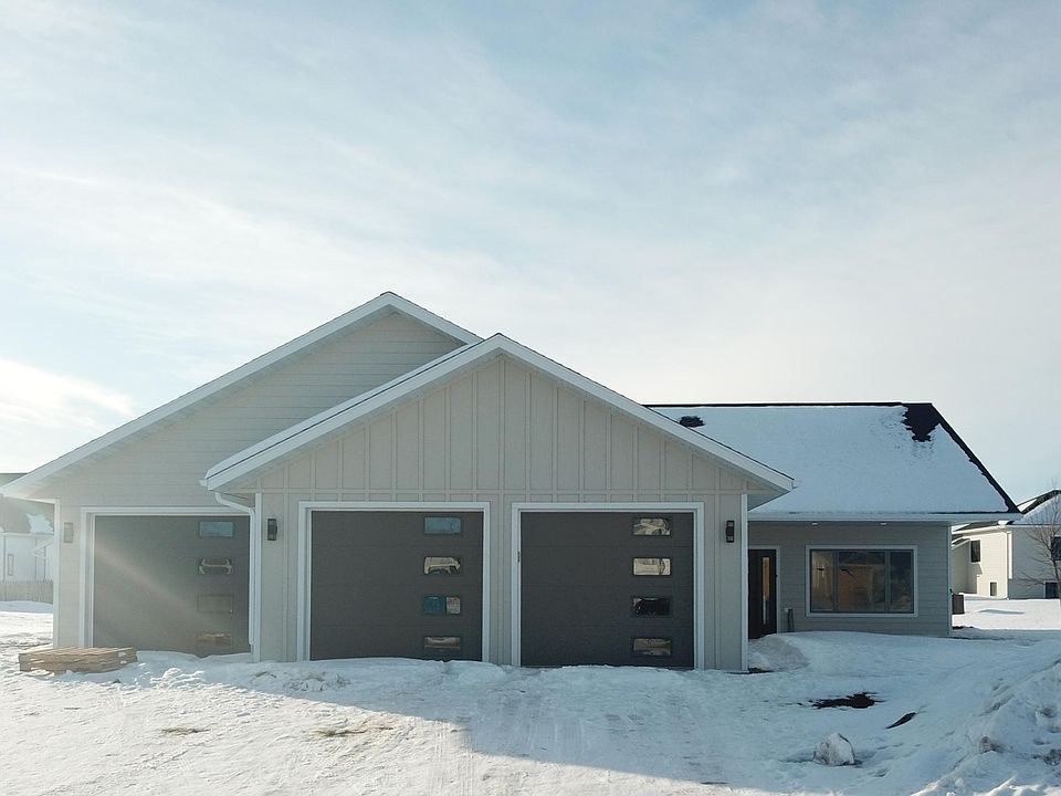 602 Lincoln St SE, Warroad, MN 56763 MLS 6329636 Zillow