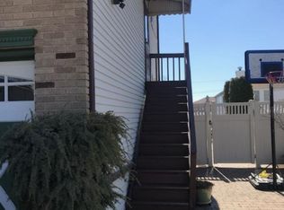 100 Ramona Ave, Staten Island, NY 10312