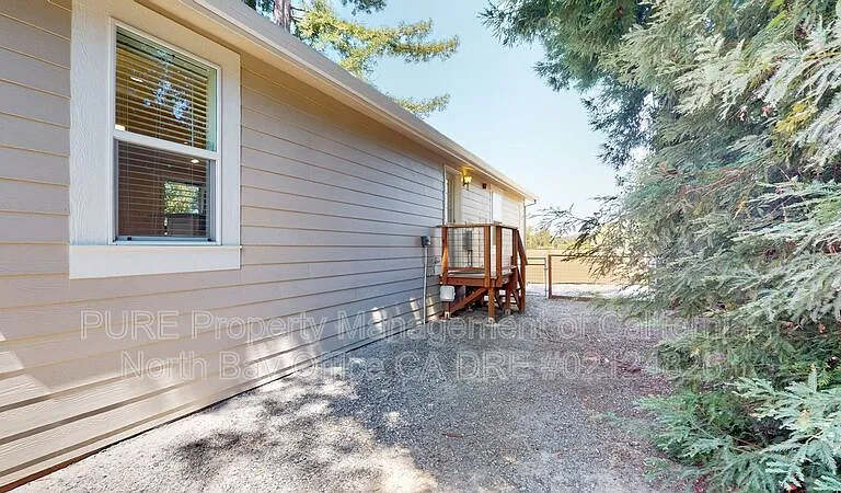 5389 Gravenstein Hwy N — Photo 22