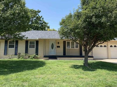 1507 Cherry Ln, Great Bend, KS, 67530