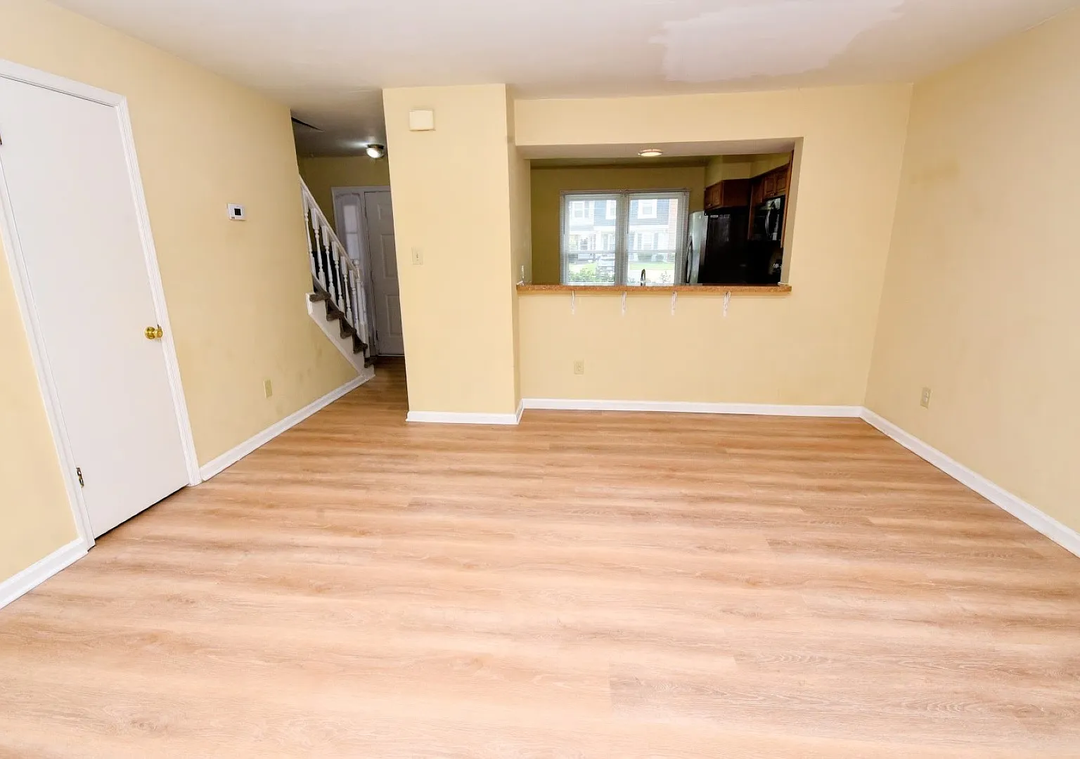 2 bed, 2.5 bath, 1088 sqft, $2,000 — Photo 4