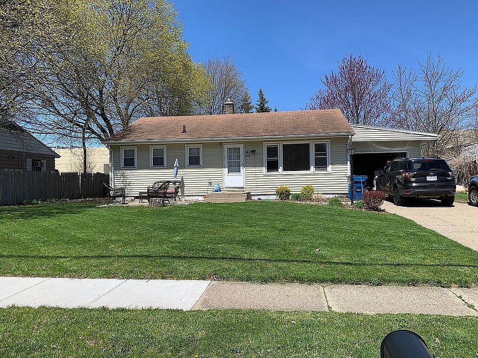 1st image of 232 Connecticut Dr