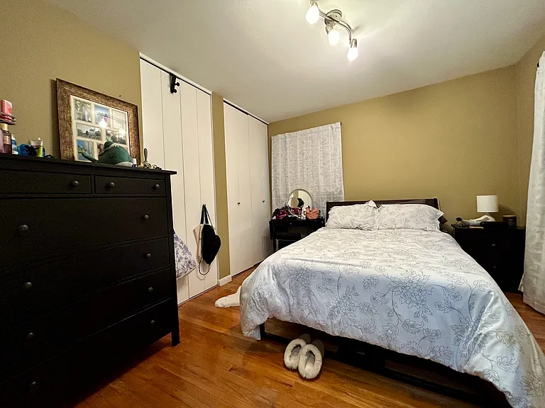 2808 W Thirteen Mile Rd — Photo 11
