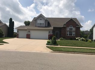 924 Wellington Dr, Washington, IL