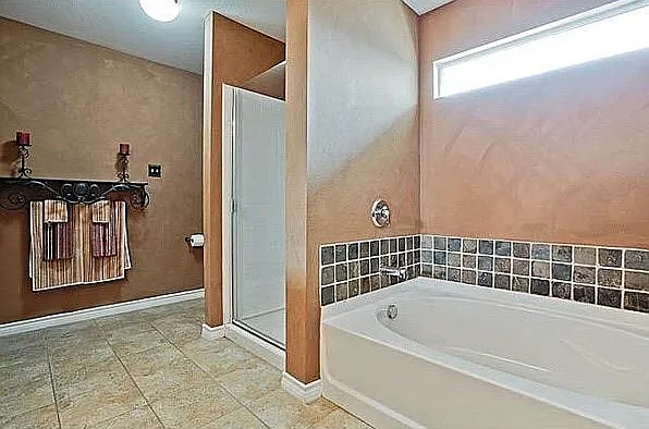 2832 Elm Fork Dr — Photo 18