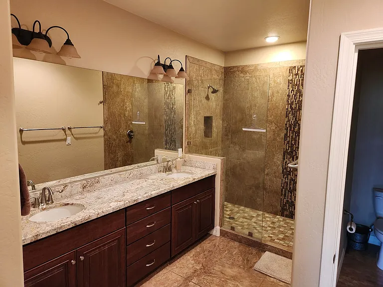 518 N Otto Dr — Photo 5
