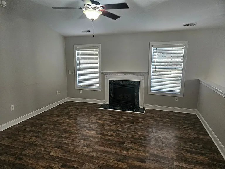520 Texanna Way — Photo 6