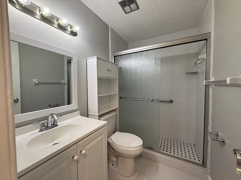 3451 Seven Springs Blvd — Photo 7