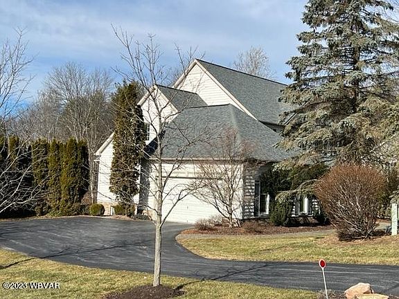 3rd image of 1766 McConnell Dr