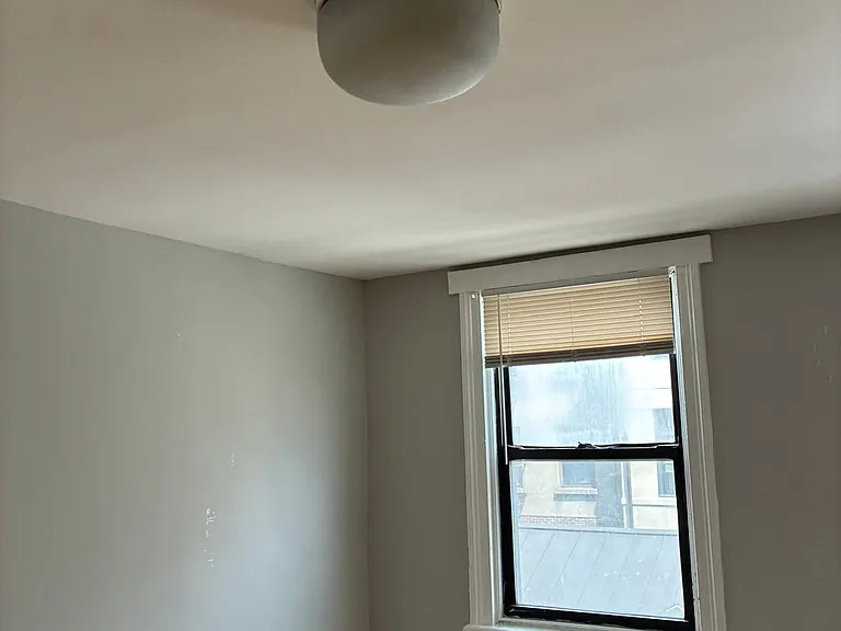504 Court St #5 — Photo 21