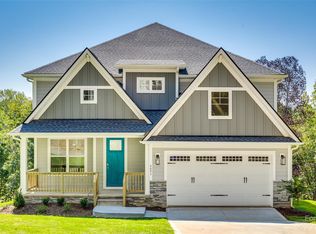 9093 Pitcairn Dr, Tega Cay, SC 29708