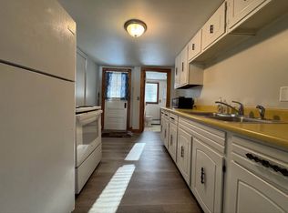 202 Cambell Shore Rd, Gray, ME 04039