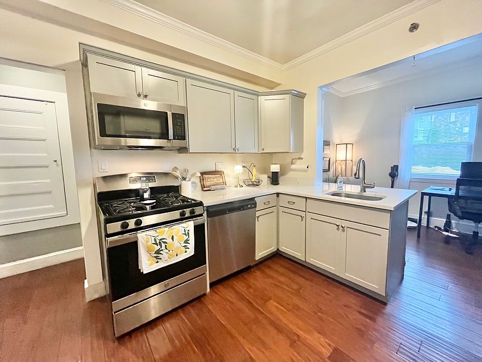 1st image of 88 Wallingford Rd #17