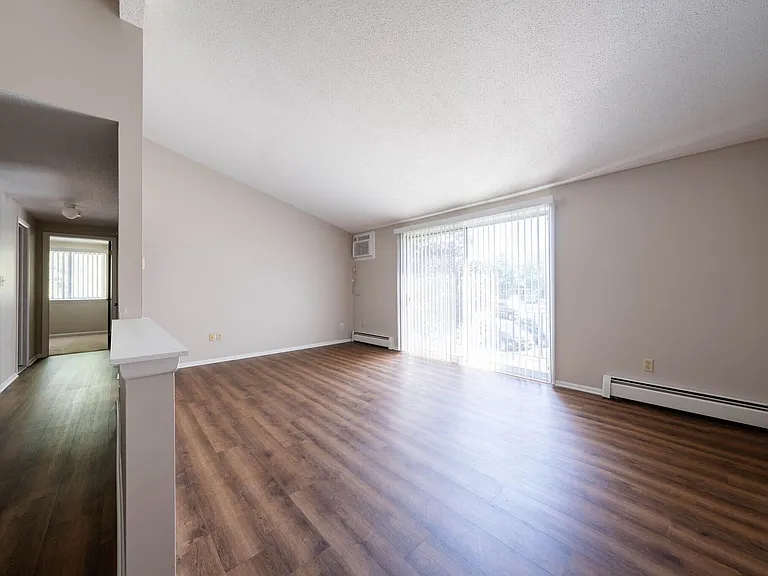 Sunset Court — Photo 10