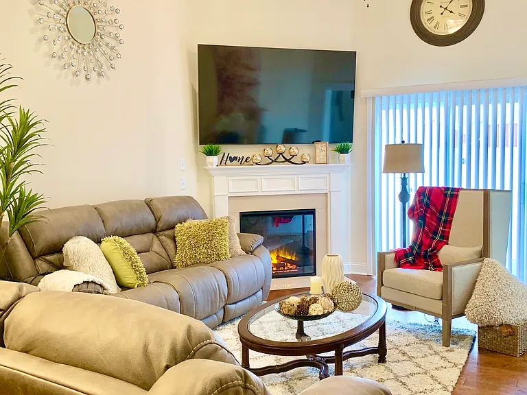 1824 Fox Den Way #4 — Photo 3