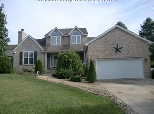 13 Cedar Dr, Hurricane, WV 25526
