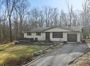 165 Bowman Rd, Mount Pocono, PA 18344