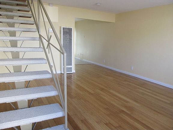 2nd image of 1612 W 208th St APT B