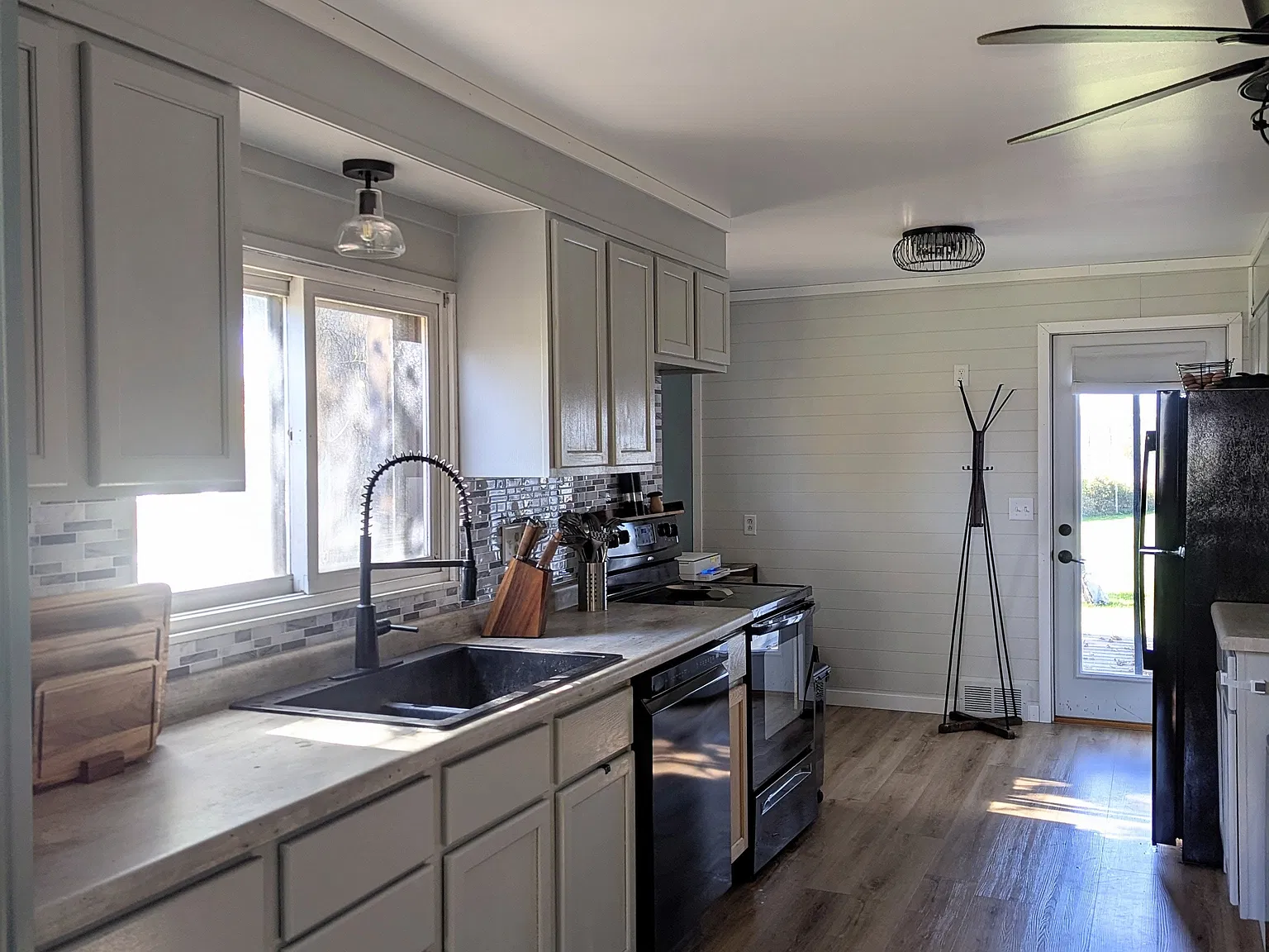 2 bed, 902 sqft, $1,650 — Photo 4