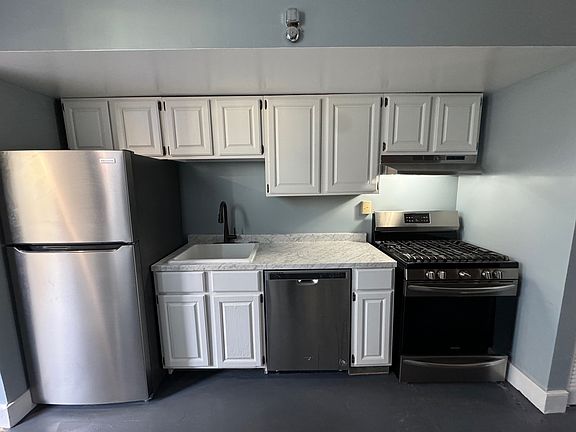 4th image of 507 St James St #A