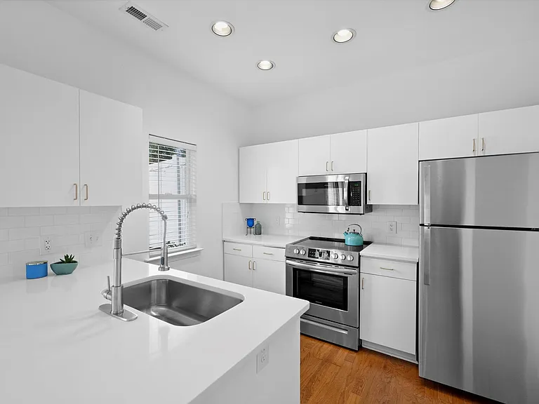 2252 Vision Dr — Photo 12