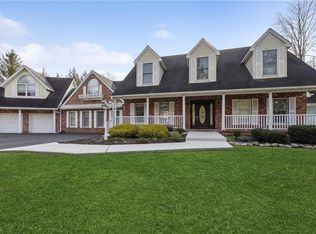 2 Tall Pines Ct, West Nyack, NY 10994